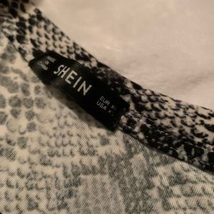 Brand: Shein Size: XS